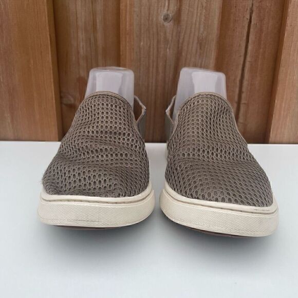 OluKai Pehuea Leather Shoes Size 8 Grey Slip On Casual Shoes Loafers - Picture 4 of 14